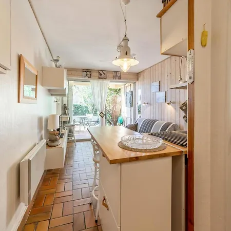 Appartement Studio Cosy Situé En Bord De Mer - Maeva Particuliers - Studio 2 Personnes - Confort 198571 Hyères